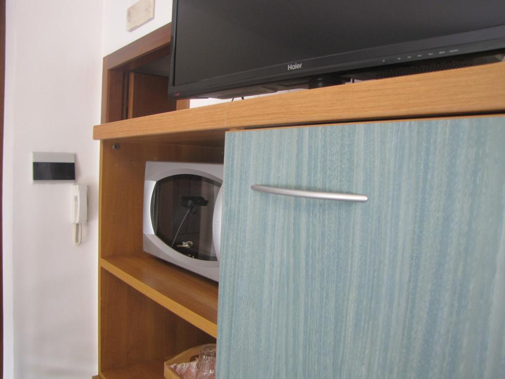 Residence Villa Margherita เบรนโซเน ซูล การ์ดา ภายนอก รูปภาพ