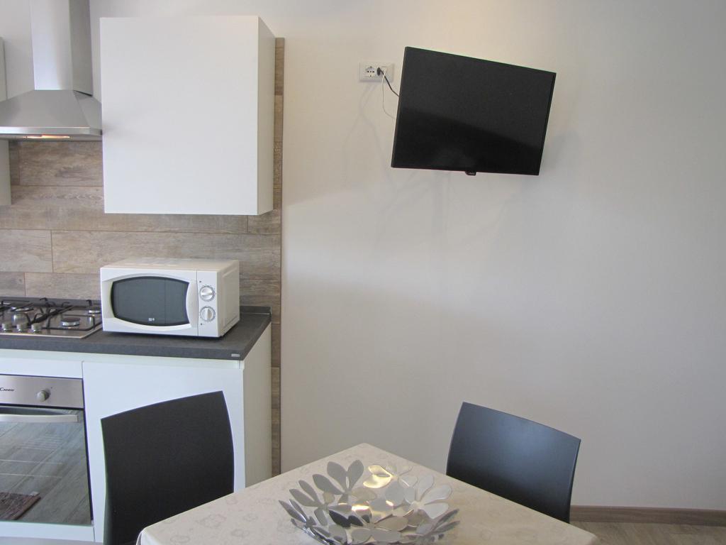Residence Villa Margherita เบรนโซเน ซูล การ์ดา ภายนอก รูปภาพ